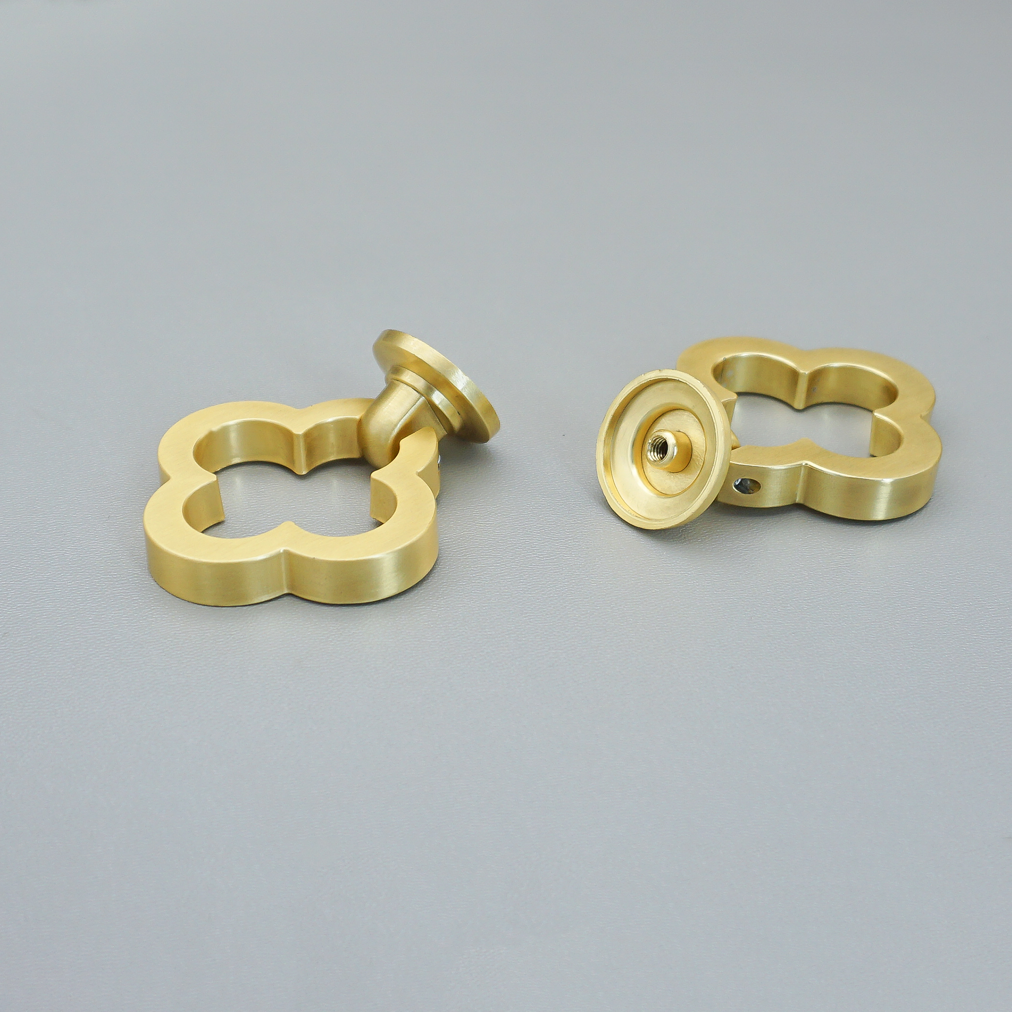 Brushed Brass Four Leaf Clover - Furniture Hardware Drop Pulls recensie en prijs